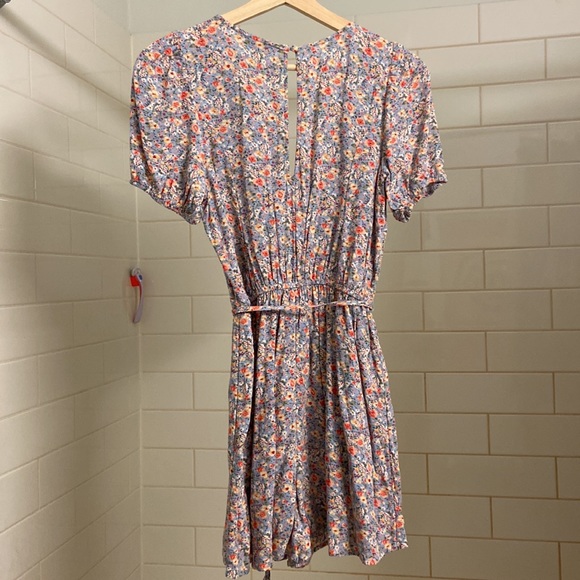 EUC floral romper - Picture 6 of 8